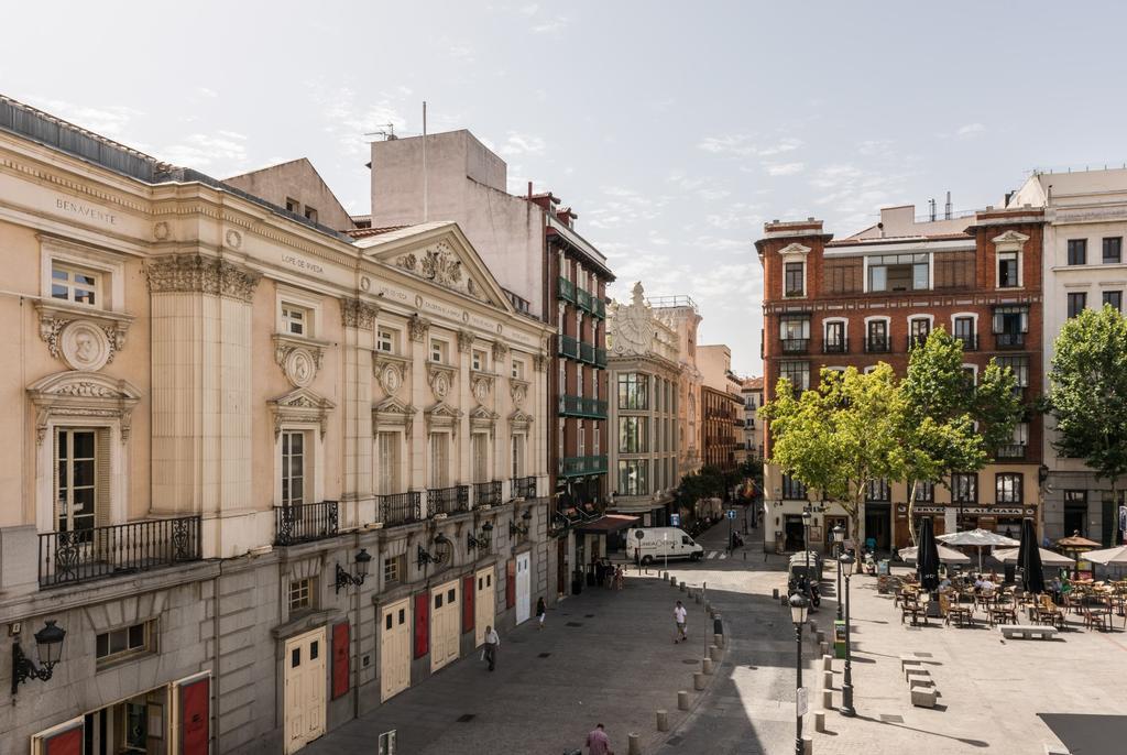 Santa Ana Plaza Madri Exterior foto
